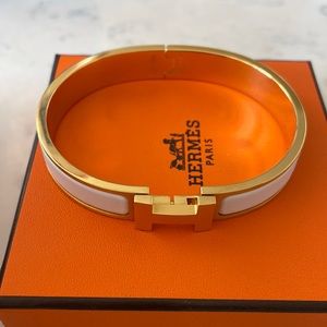 Men’s Hermes Clic bracelet in white and gold
